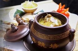 Phật nhảy tường là món ăn gì, vì sao có tên gọi đó?