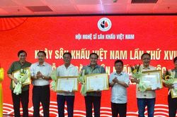Trang trọng Ngày Sân khấu Việt Nam lần thứ XVII và lễ Giỗ Tổ sân khấu
