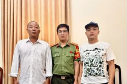 Nhặt được hơn 70 triệu đồng, giao nộp Công an xã Ứng Hòa trả lại người đánh rơi