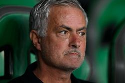 Atletico - Real Madrid: Bài kiểm tra lớn đầu tiên của Mourinho