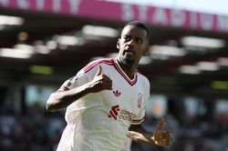 Liverpool bắt đầu biết thắng những trận khó chịu
