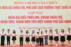 Phó Chủ tịch Thường trực Quốc hội Đỗ Văn Chiến gặp mặt thanh thiếu nhi tiêu biểu thành phố Bắc Ninh