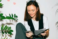 Chi phí sinh hoạt tăng cao, sinh viên cần làm gì để quản lý ngân sách?