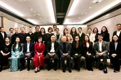 Đoàn công tác Bộ Ngoại giao thăm, gặp gỡ cộng đồng người Việt tại New Zealand