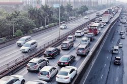 Vành đai 3 trên cao Hà Nội: Có nên bỏ làn khẩn cấp theo đoạn, theo giờ?