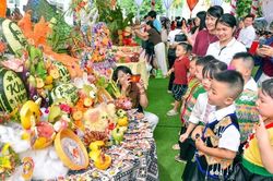 Trung thu bên cột mốc biên cương của trẻ em vùng cao Thanh Hóa