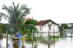 Mưa lớn diện rộng ở Trung Bộ, Nam Bộ