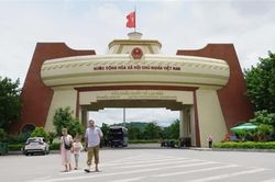 Đưa Lao Bảo thành trung tâm thương mại, logistics