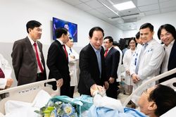 Gắn đào tạo y khoa với thực hành lâm sàng trong mô hình Viện - Trường