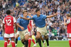 Brighton 3-0 Arsenal: Brighton thăng hoa, ĐKVĐ Arsenal sụp đổ