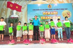 Ấm áp đêm Trung thu cho con đoàn viên tại Khu công nghiệp Sa Đéc