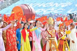 Đề xuất nghỉ 1 ngày Văn hóa Việt Nam, không hoán đổi ngày làm việc
