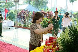 Xã Thư Lâm đón nhận và an táng hài cốt liệt sĩ