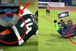 Hy hữu Thai League: Xe lu cỏ cán trúng cầu thủ khi khởi động