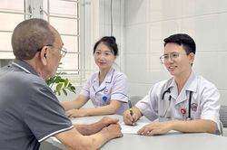Đề xuất tăng mức hưởng BHYT lên tới 95% cho 4 trường hợp từ năm 2030