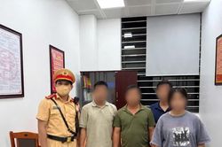Cảnh sát giao thông truy vết, phối hợp tìm kiếm nữ sinh tại bến xe Nước Ngầm