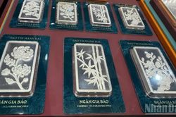 Sáng 21/9, giá bạc thế giới duy trì đà tăng