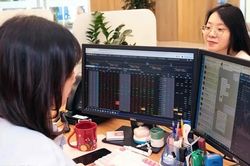 Chứng khoán ngày 21/9: Khối ngoại đảo chiều bán ròng, VN-Index mất mốc 1.800 điểm