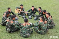 Xấu - đẹp xăm hình