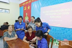 Ph&uacute; Nghĩa đổi mới phương thức l&atilde;nh đạo bằng chuyển đổi số