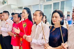 Nghệ sĩ TPHCM thành kính tri ân Tổ nghiệp sân khấu