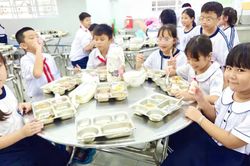 Siết an toàn bữa ăn học đường từ nguồn nguyên liệu