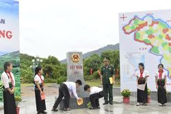 Lan tỏa tình yêu Tổ quốc từ lớp học biên cương giữa núi rừng Mường Lát