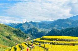 Lào Cai đón hơn 9,8 triệu lượt khách du lịch trong 9 tháng năm 2026