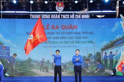 Tuổi trẻ cả nước đồng loạt ra quân xây dựng nông thôn mới, bảo vệ môi trường
