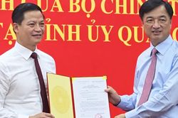 Bí thư Quảng Trị Vương Quốc Tuấn đề nghị không tặng hoa chúc mừng