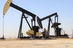 Giá dầu Brent giảm dưới 100 USD/thùng