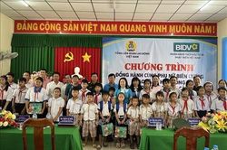 Đồng hành, hỗ trợ phụ nữ, trẻ em nơi biên cương