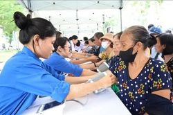 TP Hồ Chí Minh vượt mốc 5 triệu người được khám sức khỏe