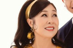 NSND Hồng Vân bày tỏ về hạnh phúc ở tuổi 60