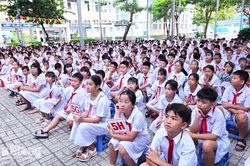 Hơn 1.400 giáo viên, học sinh được tuyên truyền an toàn giao thông