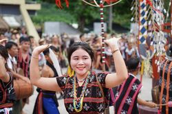 Văn hóa Cơ Tu mở lối phát triển du lịch