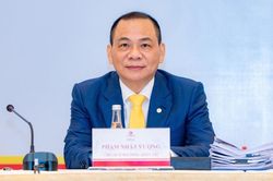 Tài sản của ông Phạm Nhật Vượng 'bốc hơi' gần một tỷ USD trong một ngày