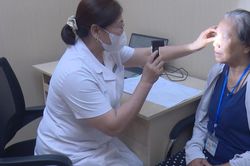 2/3 người trên 60 tuổi có ít nhất một bệnh nền