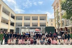 Công an TPHCM: Bắt 'Hoàng Nato' – gã giang hồ cộm cán, truy xét mở rộng chặt đứt 8 đường dây ma túy, xử lý 126 đối tượng