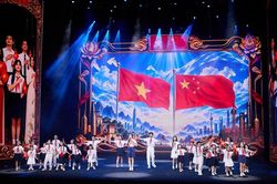 Đón Tết Trung thu, thưởng thức sắc màu văn hóa Việt - Trung