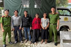 Kịp thời ngăn 2 bé gái đi làm 'việc nhẹ lương cao'