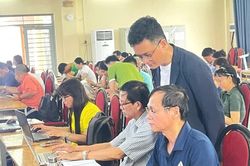 Bồi dưỡng đội ngũ, chủ động bắt nhịp chuyển đổi số