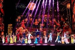 Chung một vầng trăng, thắm tình láng giềng Việt Nam - Trung Quốc