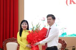 Bà Trần Thị Thanh Hương được bầu làm Chủ tịch HĐND tỉnh An Giang