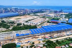 Nhà máy sản xuất ray đường sắt cao tốc đầu tiên của Hòa Phát đạt gần 70% tiến độ