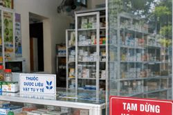 Cơ sở bán thuốc, dược liệu chưa phép phải dừng hoạt động