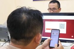 Đưa dịch vụ c&ocirc;ng trực tuyến đến gần d&acirc;n: Những m&ocirc; h&igrave;nh thiết thực