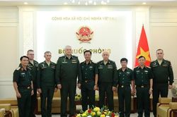 Việt Nam-Liên bang Nga thúc đẩy hợp tác giữa các học viện quân sự, quốc phòng