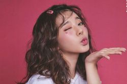 Sunny (SNSD) lần đầu tiết lộ chị gái bị khiếm thính, từng phẫu thuật cấy ốc tai điện tử