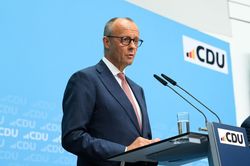 Thủ tướng Đức cam kết tái cấu trúc toàn diện CDU sau thất bại bầu cử